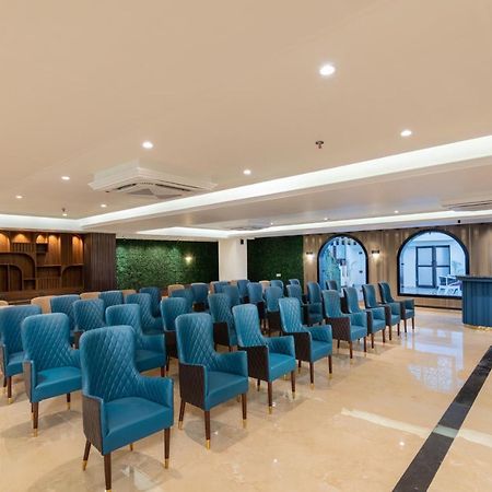 Grand Luxotica By Dls Hotels デヘラードゥーン エクステリア 写真