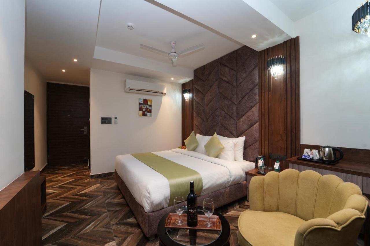 Grand Luxotica By Dls Hotels デヘラードゥーン エクステリア 写真