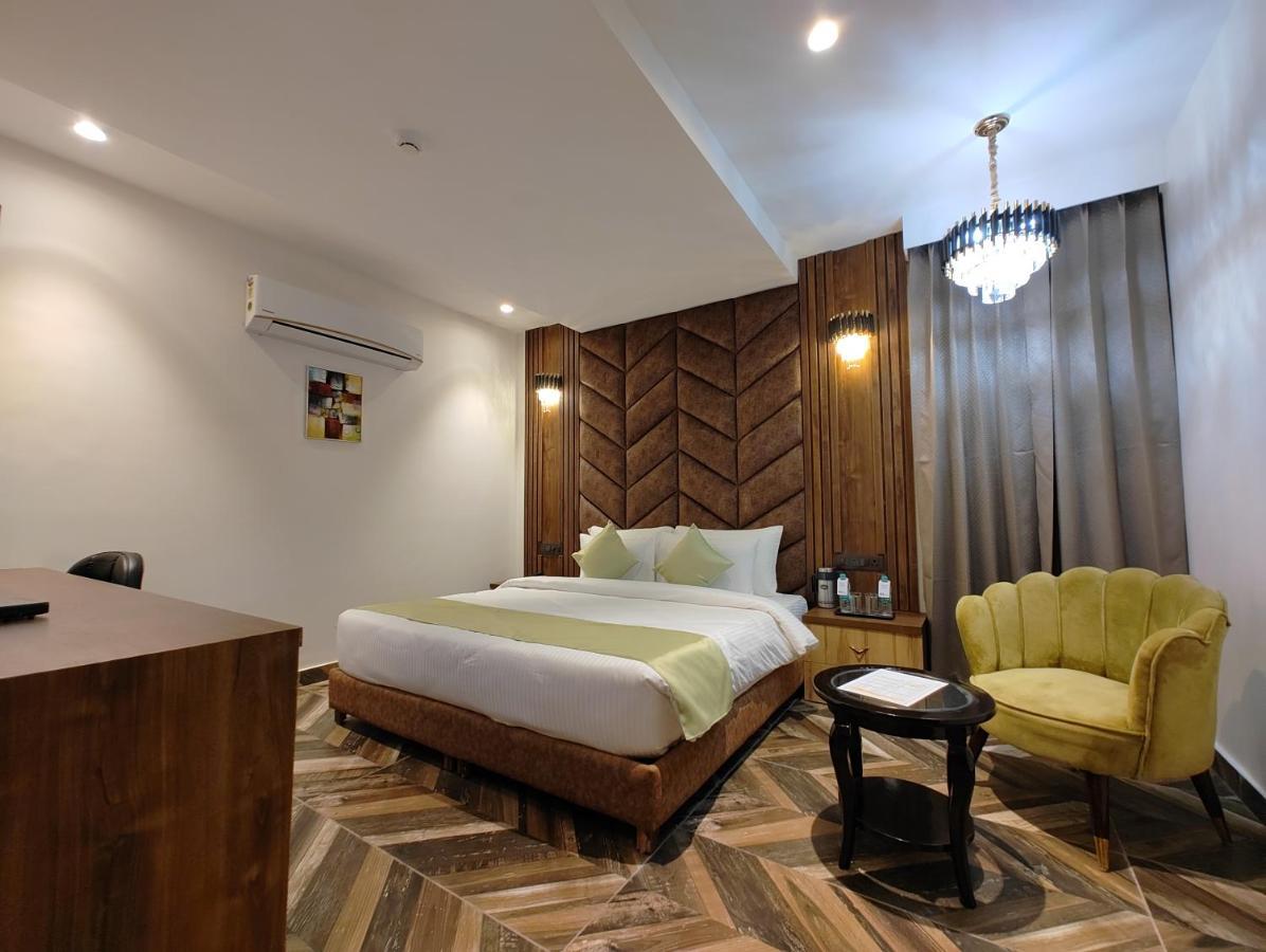 Grand Luxotica By Dls Hotels デヘラードゥーン エクステリア 写真