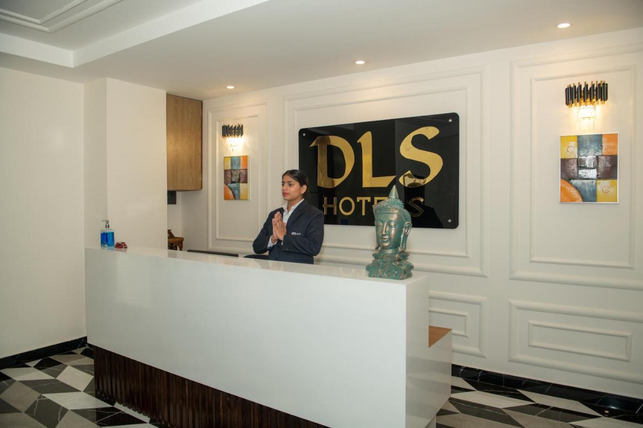 Grand Luxotica By Dls Hotels デヘラードゥーン エクステリア 写真