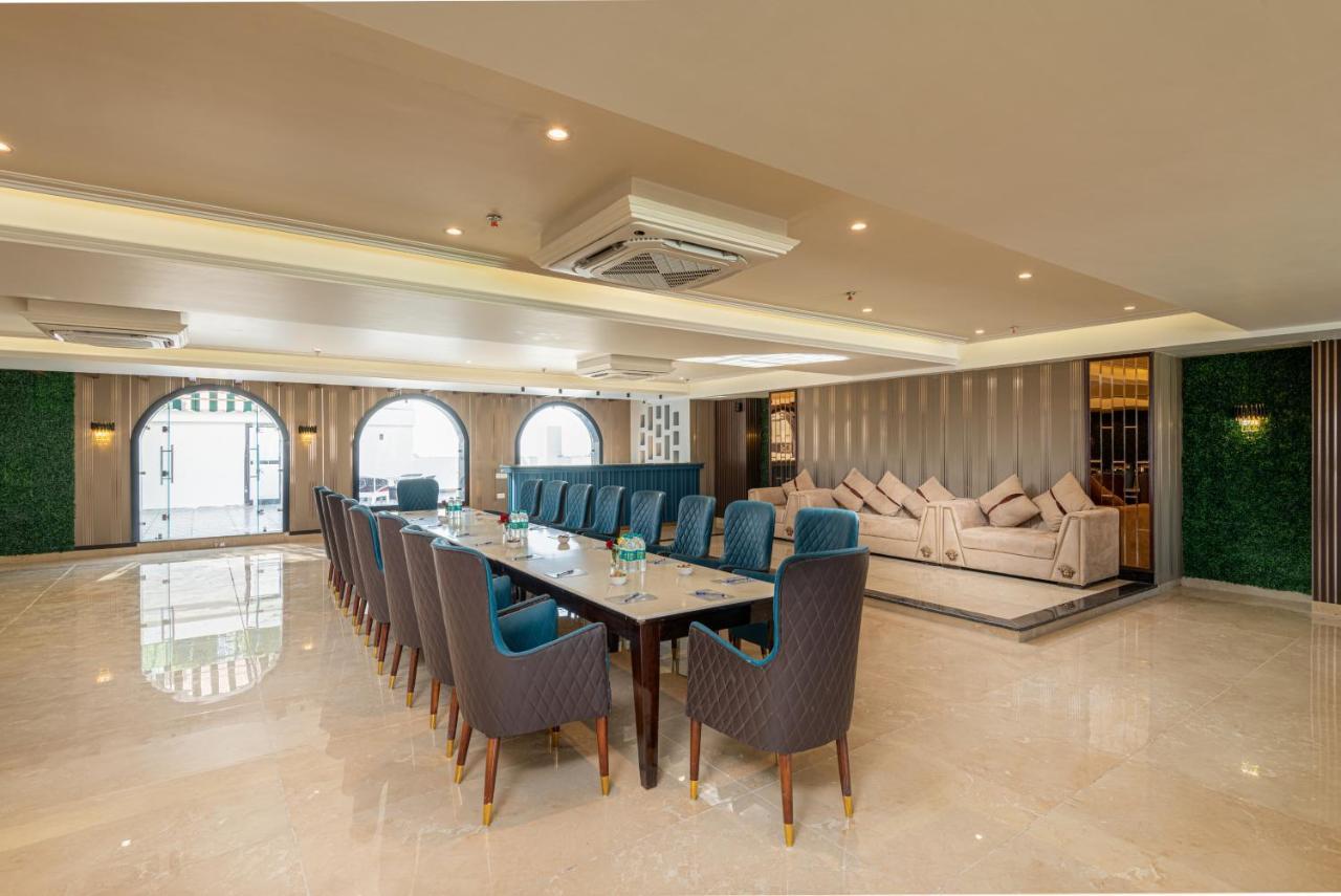 Grand Luxotica By Dls Hotels デヘラードゥーン エクステリア 写真